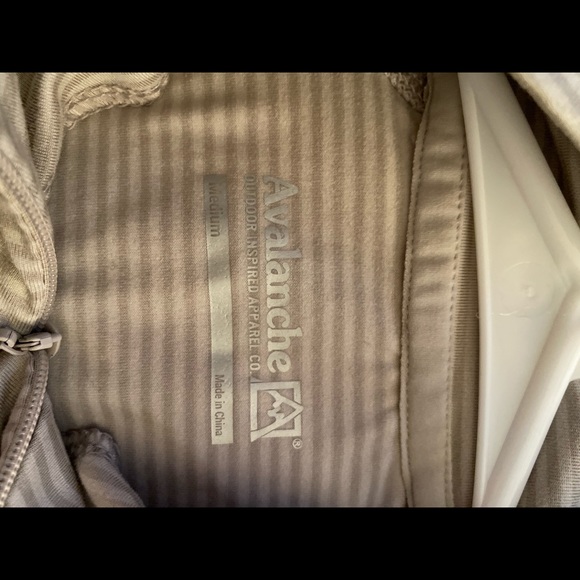 Avalanche Quarter zip athletic top - Picture 3 of 3